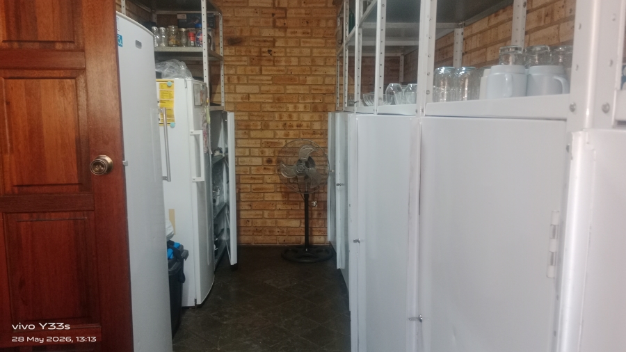 9 Bedroom Property for Sale in Vaal Eden Free State
